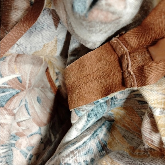 Salvatore Ferragamo Jungle Print with Leopard Brown & Yellow EUC - Picture 10 of 16